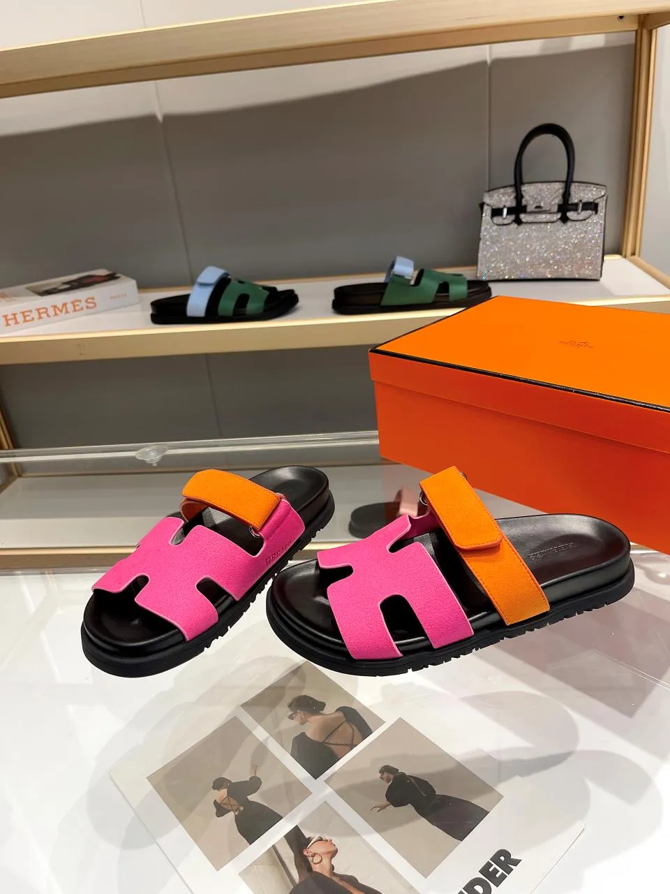 👟👟Ex-factory price 440👟👟Men's +10 HERMES Chypre sandals, popular slippers are now on the market🔥🔥🔥. The original shoes at the counter are carefully made from molds. They are the favorite luxuries of big-name celebrities. High quality creates classics. You are welcome to repost the pictures and sell them!  Size: Women’s size: 35-42 Men’s size: 39-46
